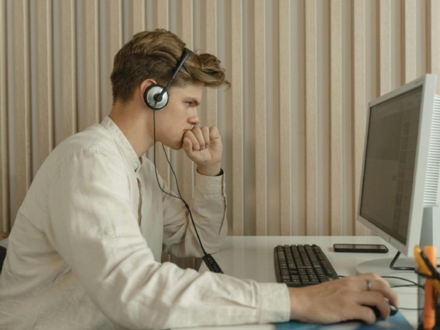 ¿Qué ocurre con la pensión alimenticia si el hijo trabaja_